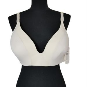 New with tags 44D white and cream wire free bra